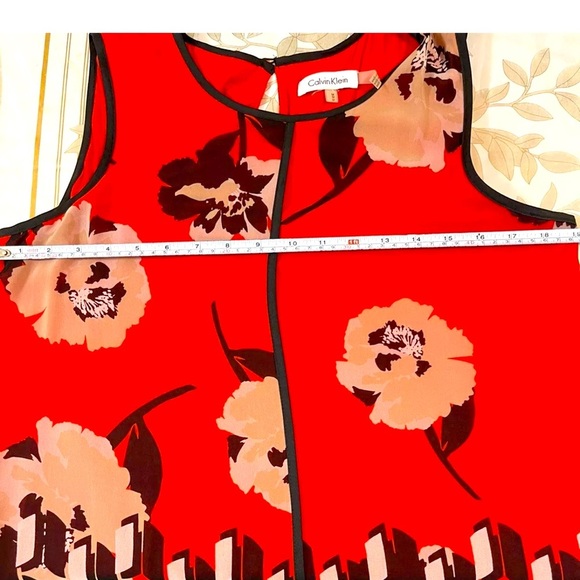 Calvin Klein Red Floral Sleeveless Top Blouse Womens Medium red Polyester Top - Picture 5 of 6